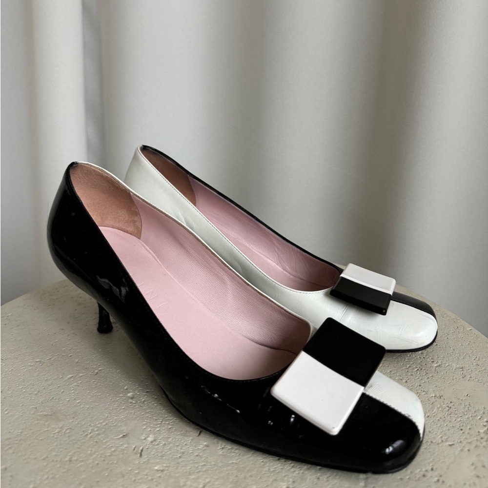 CELINE Pareto e Branco Heels Size 38